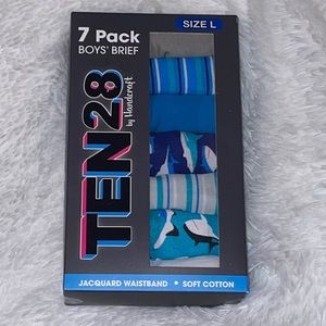 NWT 7 pack boys briefs size L 8-10